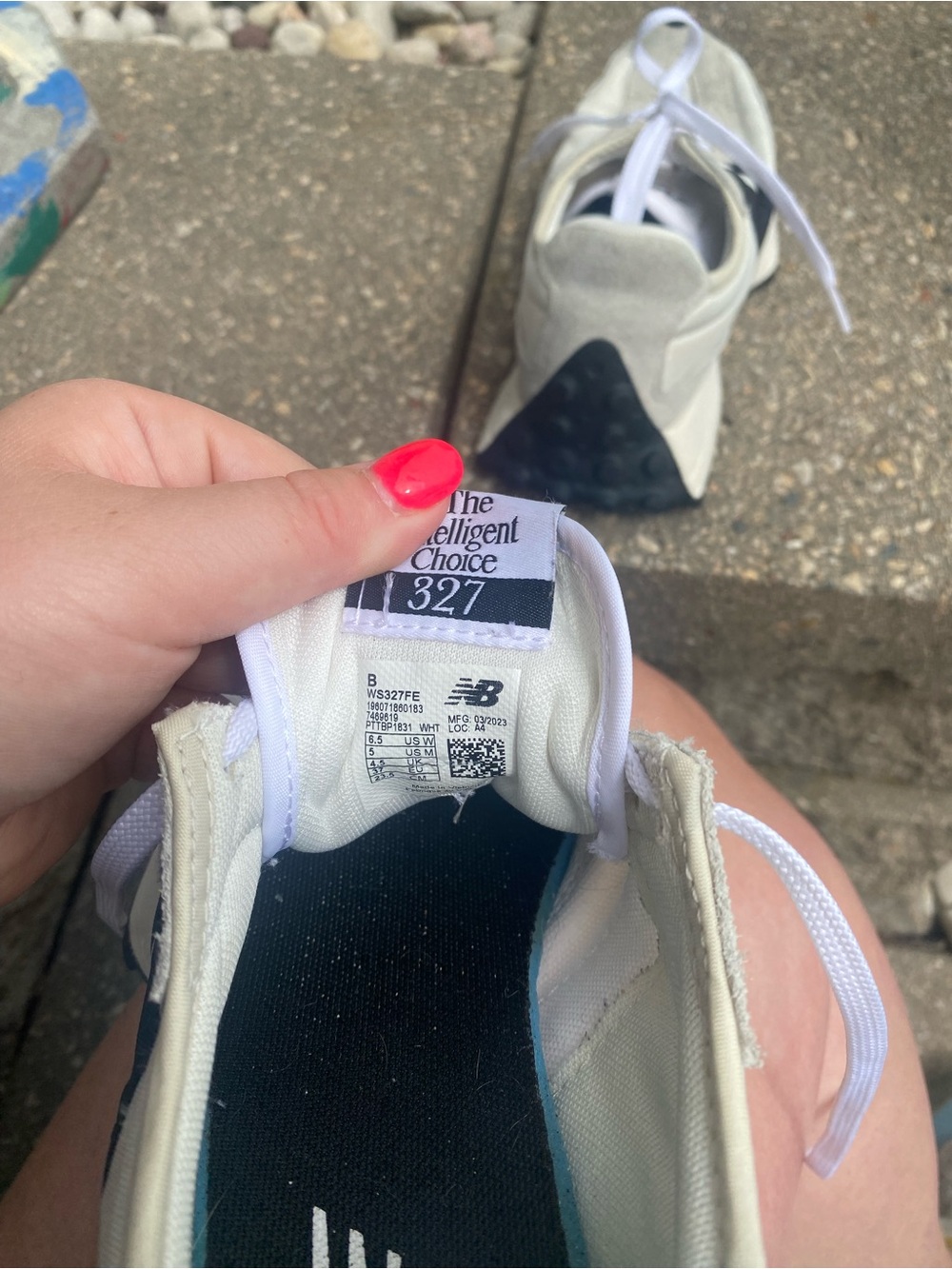 New Balance Women's White and Navy Retro Runner Sneakers - Picture 10 of 10
